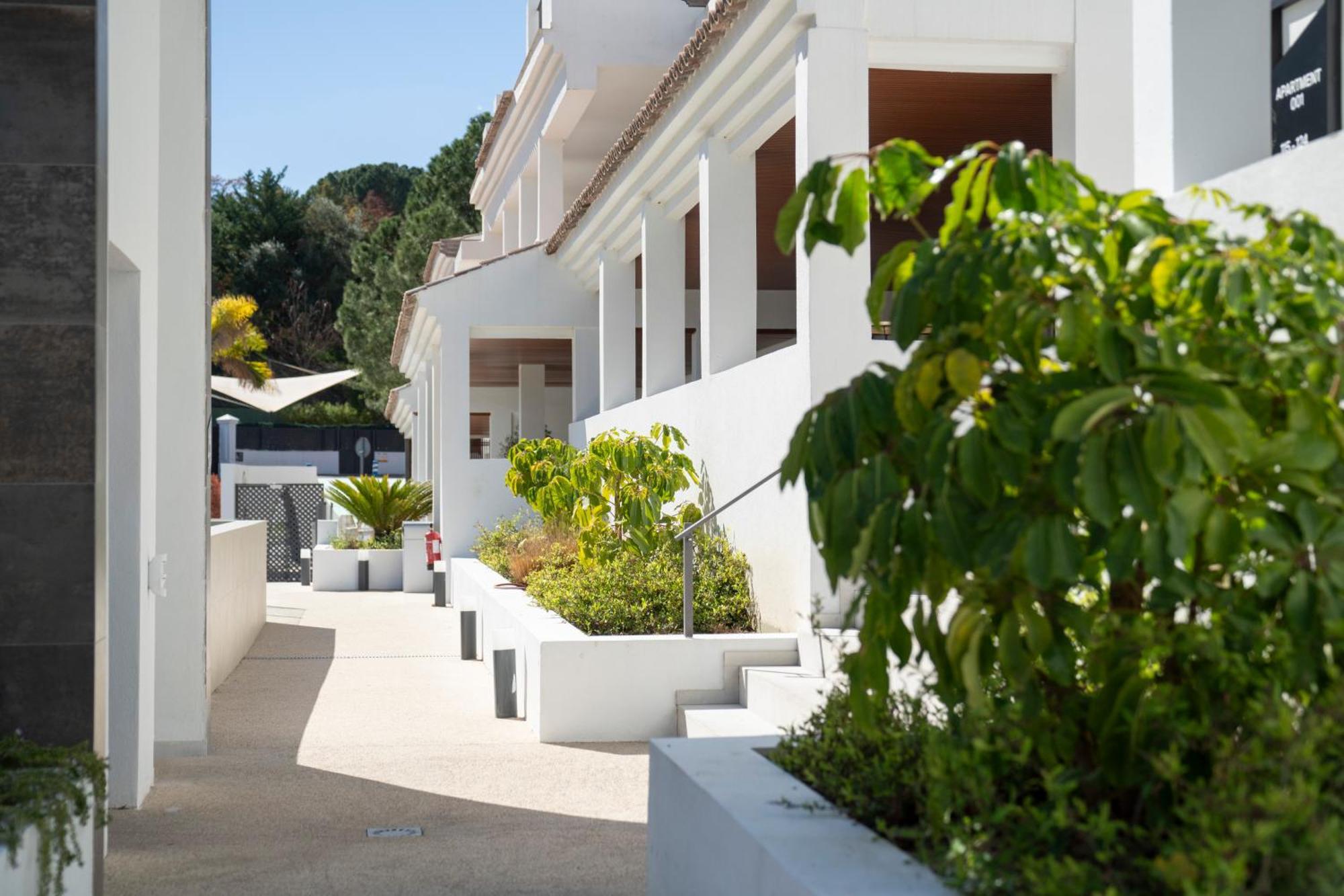 Modernos Cerca De Puerto Banus Apartment